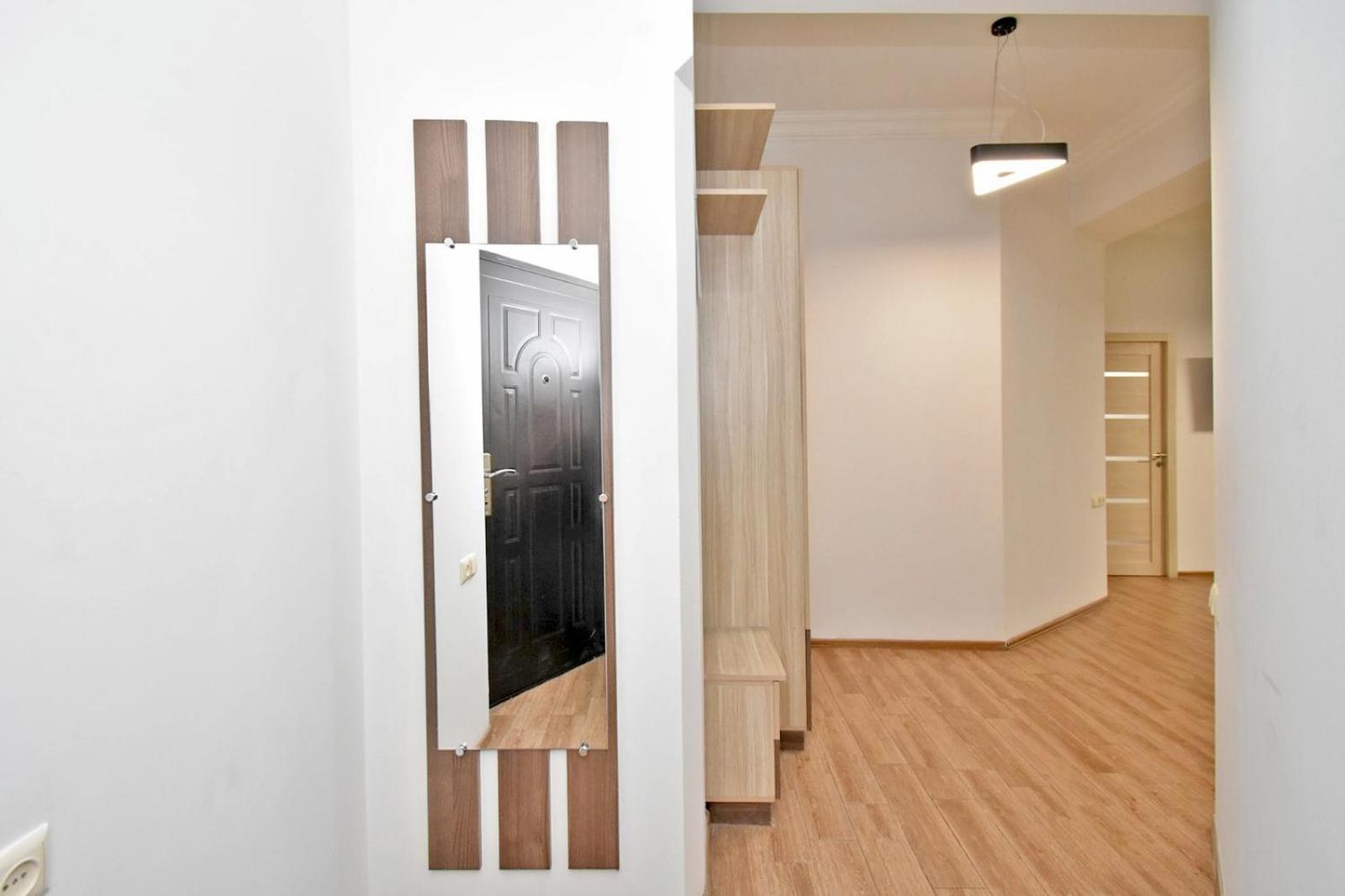 Rent Inn Yerevan On Chaykovski Street Esterno foto